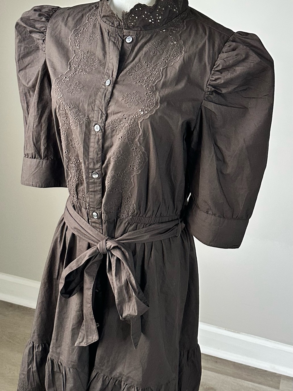 GAP Brown Eyelet Puff-Sleeve Button-Front Top with Tie Waist